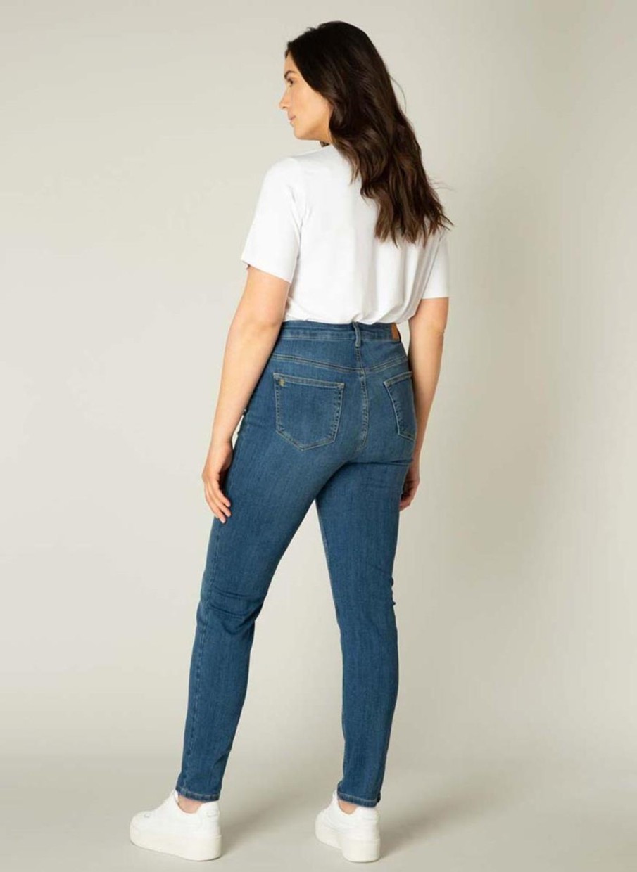 Grote Maten Mode Base Level Curvy | Base Level Curvy Jeans Faya 013 Mid Blue