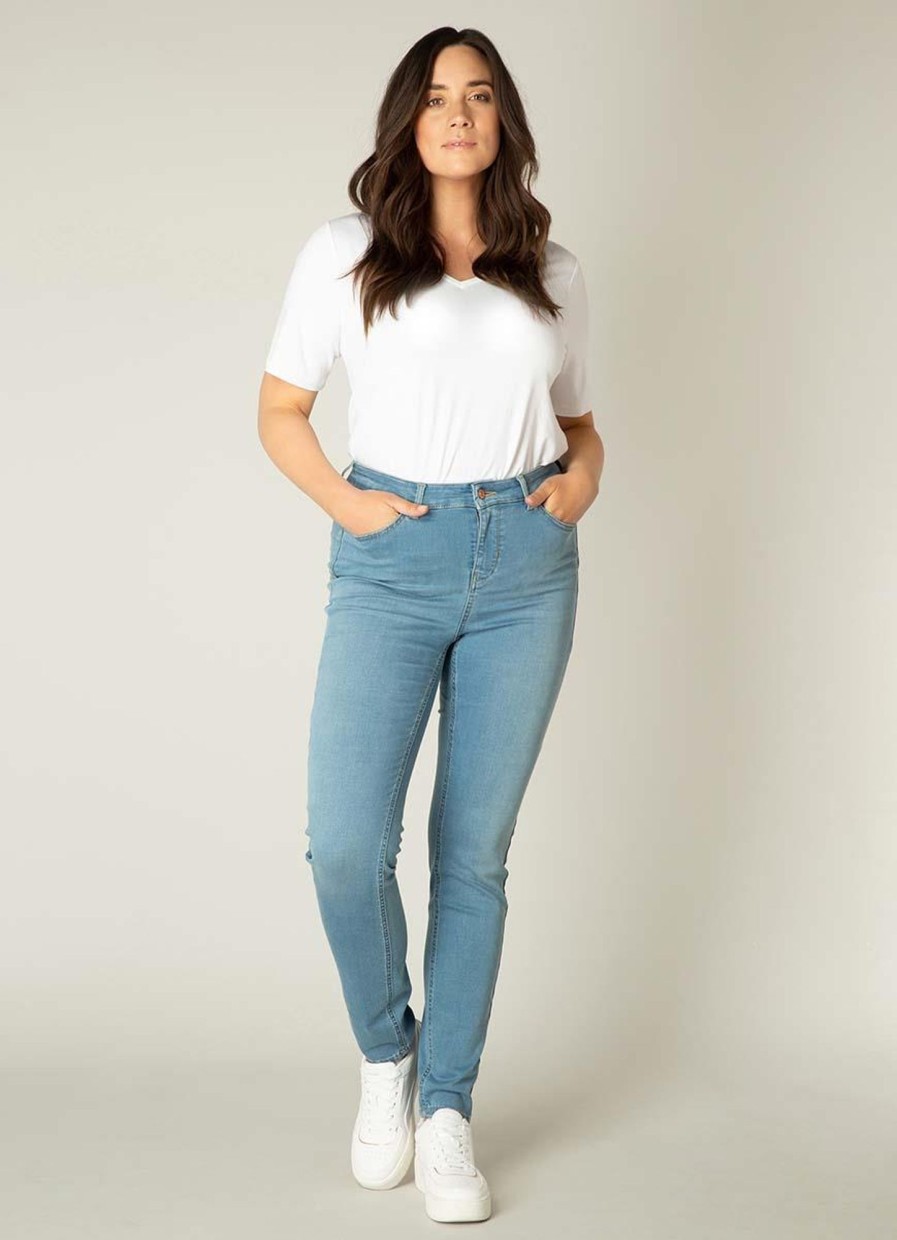 Grote Maten Mode Base Level Curvy | Base Level Curvy Jeans Joya 007 Light Blue