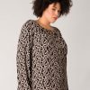 Grote Maten Mode Yesta | Yesta Top Raquel A004102 - Soft Sand/Black